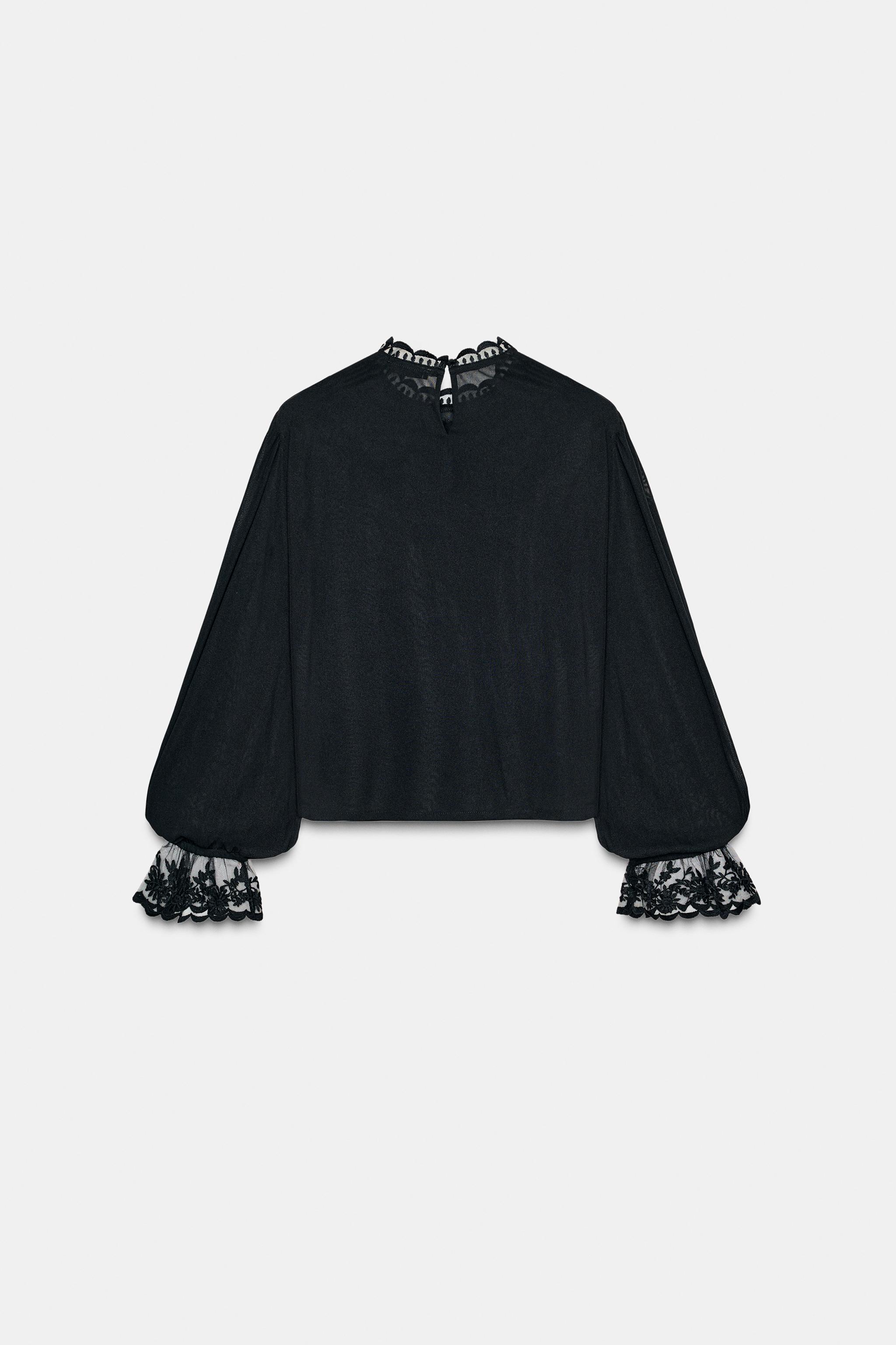 EMBROIDERED LONG SLEEVE TOP